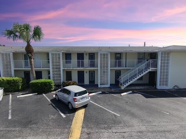 Foto del edificio - 809 Hummingbird Way