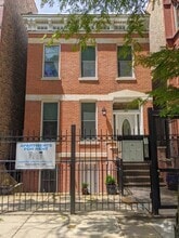 828 S. Loomis St. - Building Entry - Harris Point Chicago