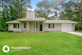 Building Photo - 2140 Teri Ln SE