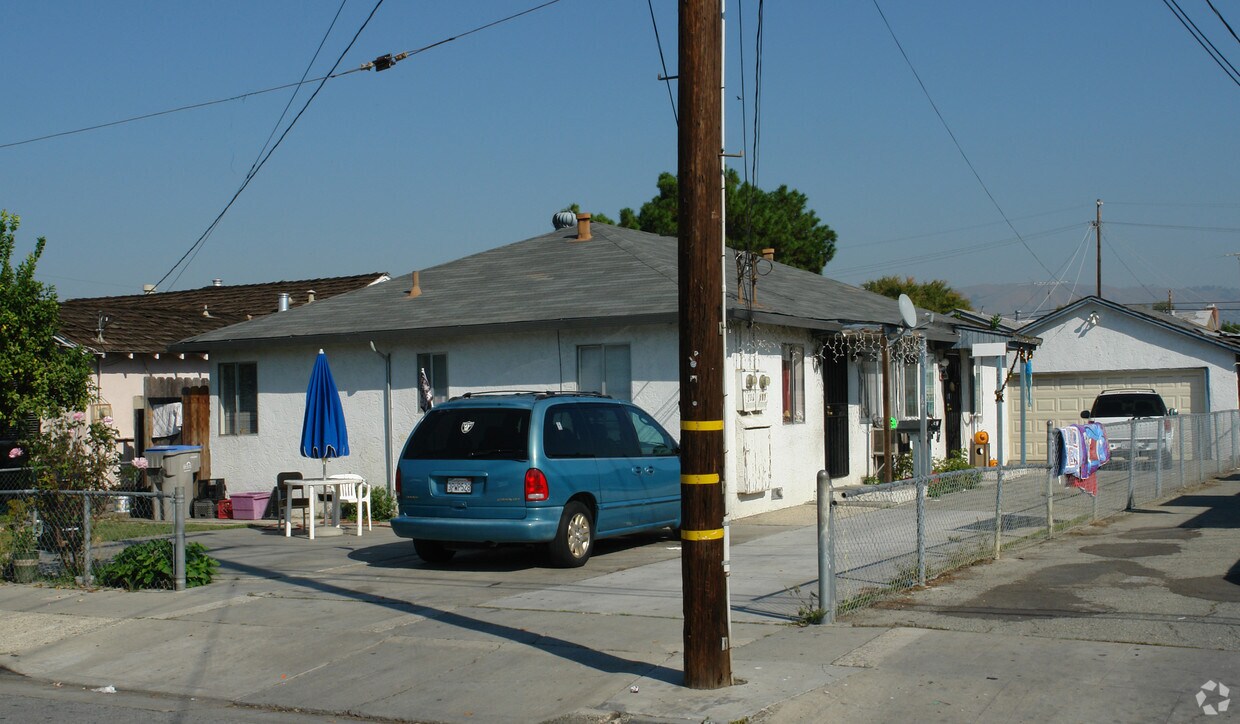 Building Photo - 120 Balboa Ave