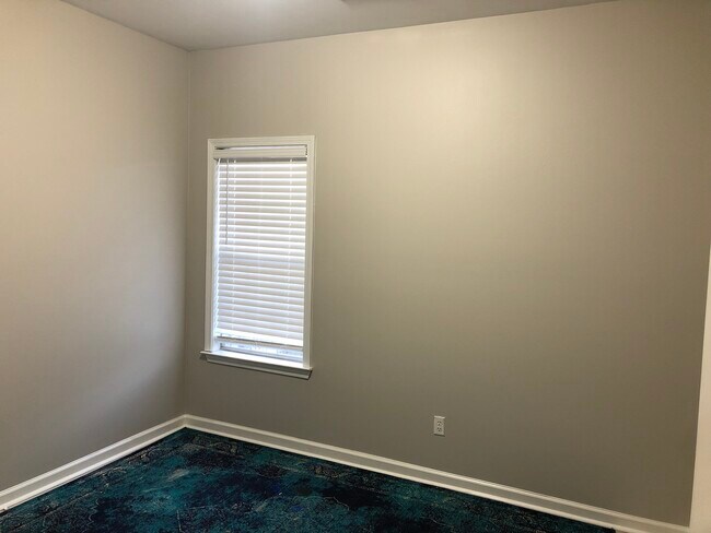 Foto del edificio - 975 Misty Birch Ln