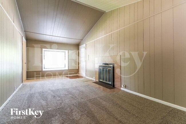 Foto del edificio - 67 Austin Ave