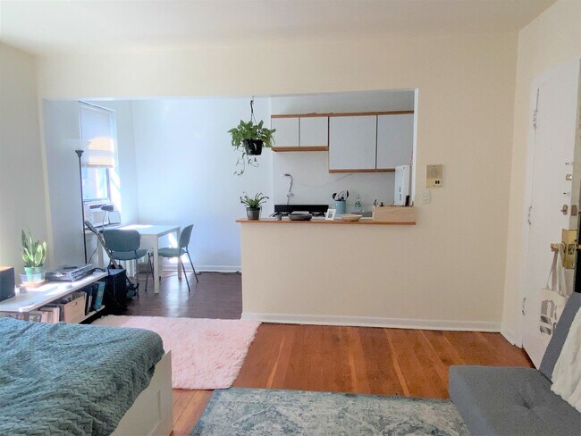 Foto del edificio - 644 W Wrightwood Ave