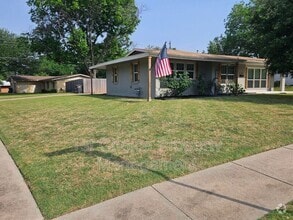 Building Photo - 4408 Bonnie Dr
