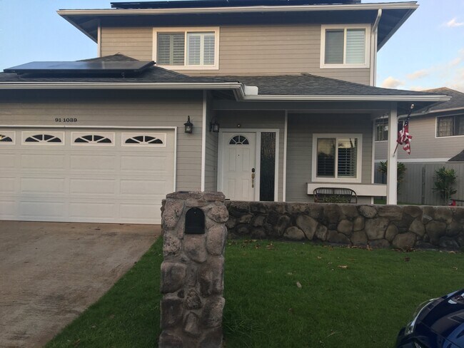 Foto del edificio - Welcome to the West Loch Estate Solar Home...