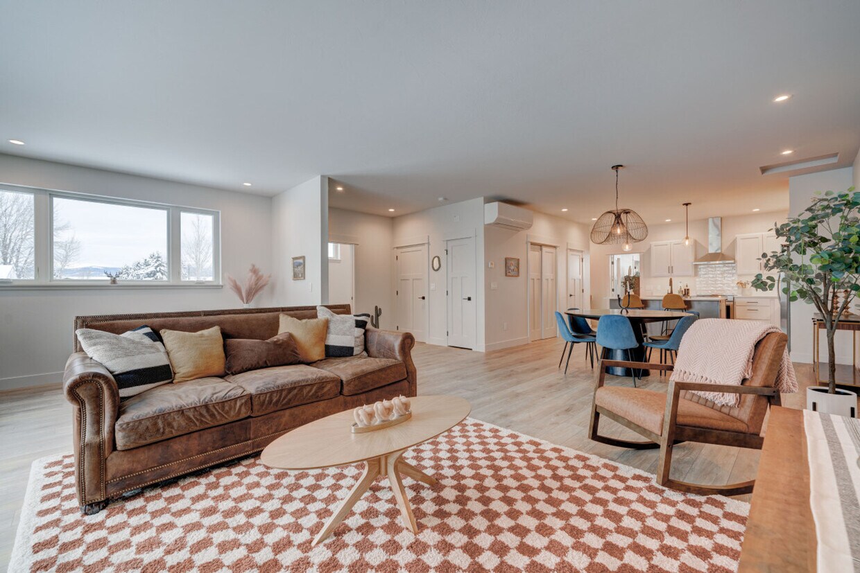 Foto principal - 605 E Bryant St