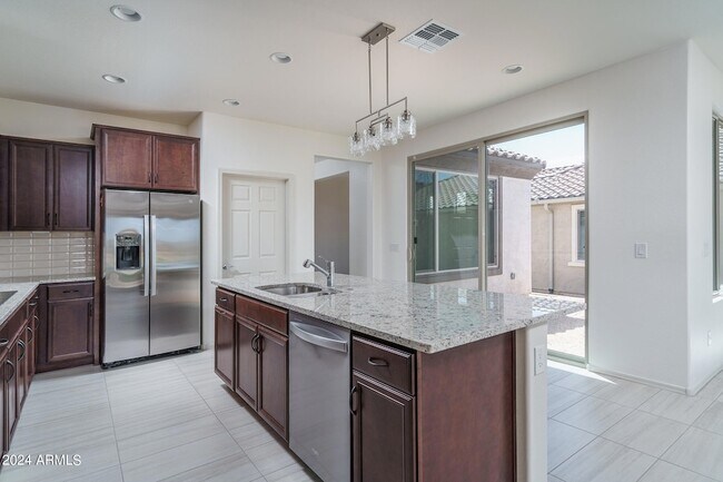 Building Photo - 26736 W Mcrae Drive