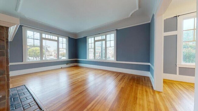 Building Photo - 597 11th Avenue
