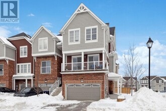 Building Photo - 33 Dunes Dr