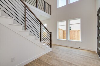 Building Photo - 21803 Fitzroy Mnr Ln