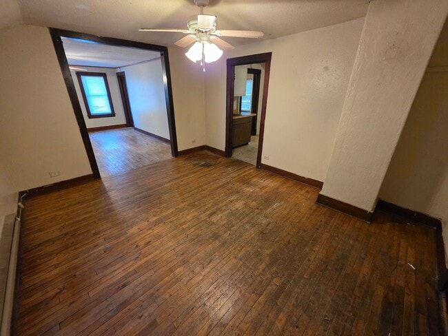 Foto del edificio - 703 Jones St