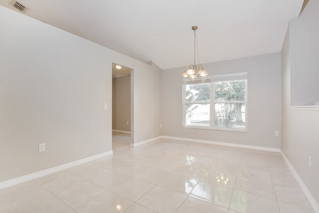 Building Photo - 1523 Golden Poppy Ct