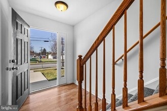 Building Photo - 6 Mustang Dr