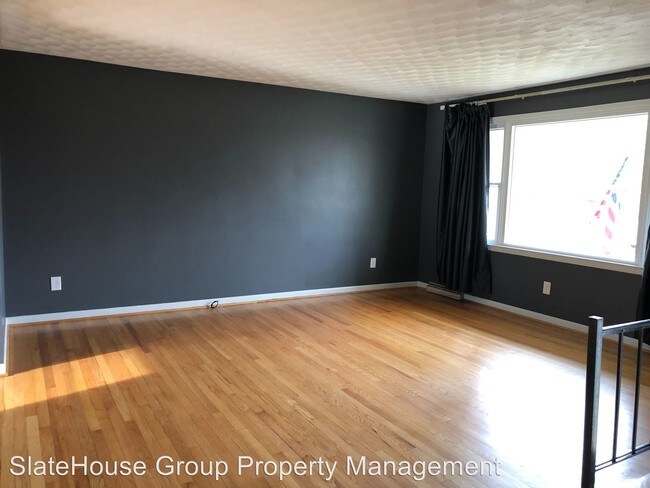 Building Photo - 3 br, 2 bath House - 585 Well Drive EGWST