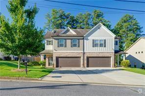 Building Photo - 4758 Highland Ave