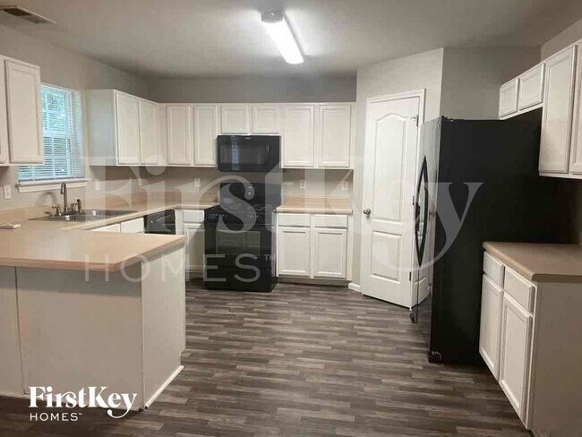 Foto del edificio - 1119 Oak Hollow Ct