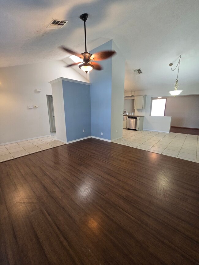 Building Photo - 13309 Woodward Dr