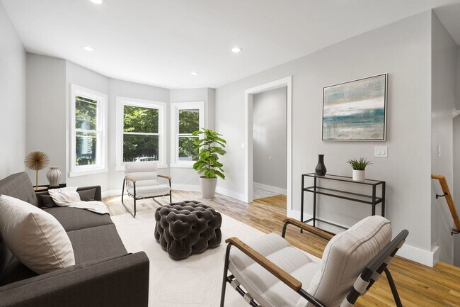 Foto del edificio - 6129 N Ravenswood Ave