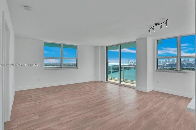 Foto del edificio - 650 West Ave