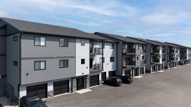 Foto principal - The Legacy Creekside Apartments