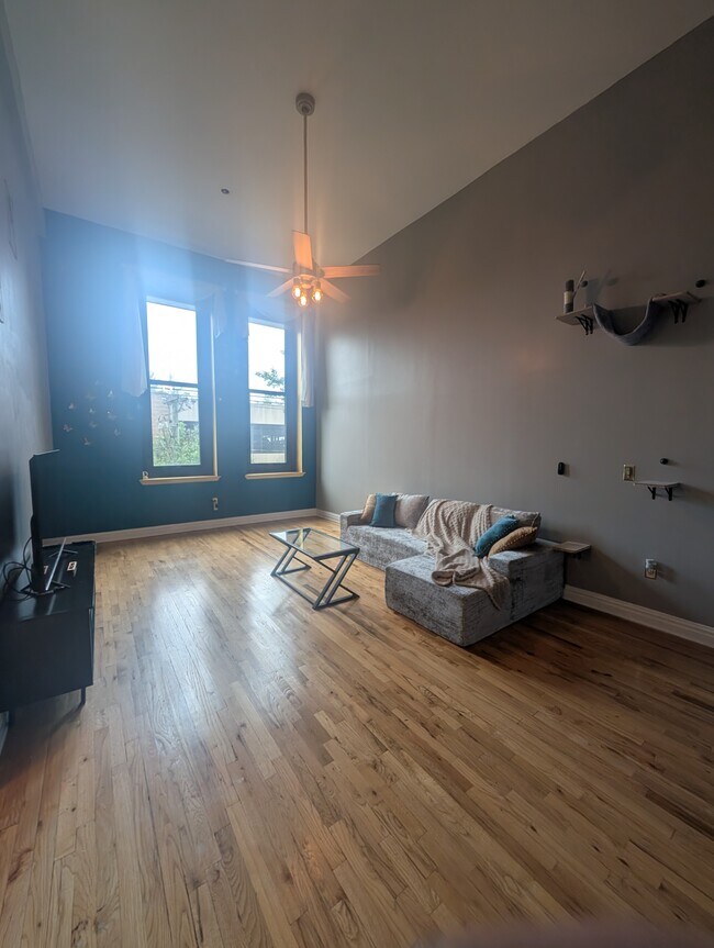 sala de estar - 518 Gregory Ave