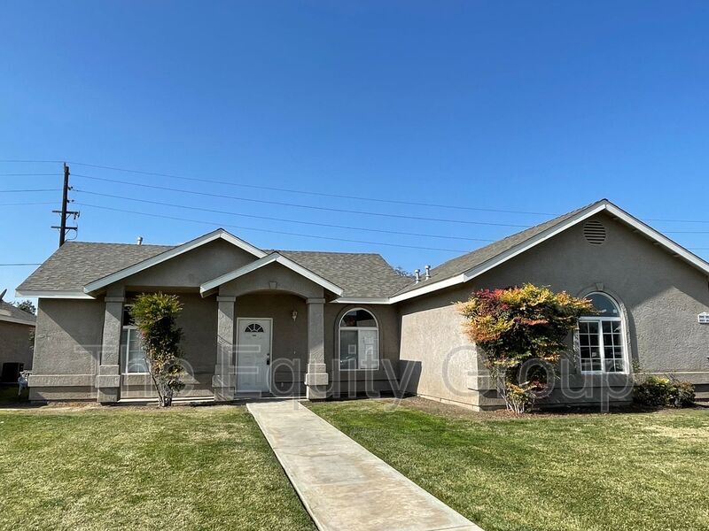 Primary Photo - 2919 S Sallee Ct