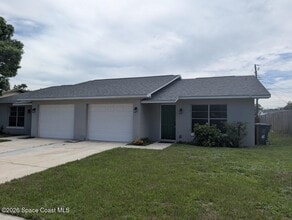 Building Photo - 152 E Towne Pl