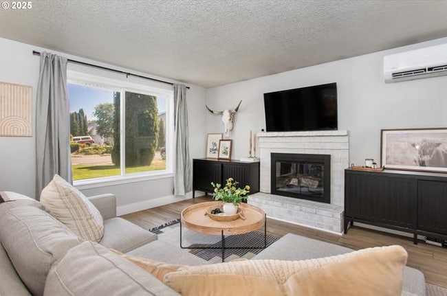 Foto del edificio - 718 SE 143rd Ave