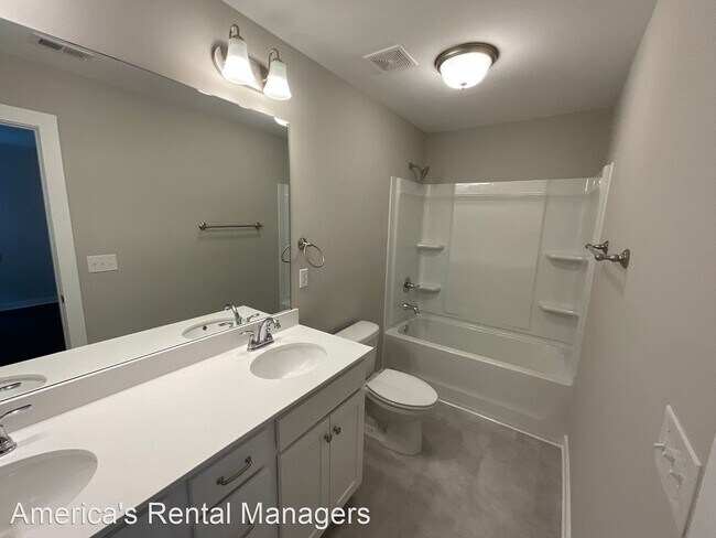 Foto del edificio - 4 br, 2.5 bath House - 72 Ballington Way