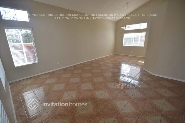 Foto del edificio - 2699 W Calle Vista Dr