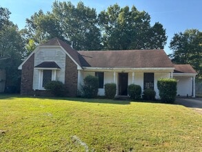 Building Photo - 6333 Green Grove Dr