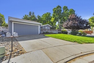 Building Photo - 5342 Birch Grove Dr