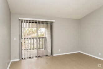 1BR, 1BA - 680SF - Reserve at the Knolls