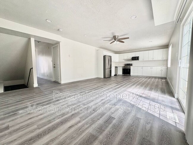 Photo - 3183 S 945 E House