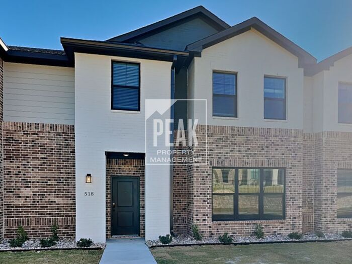 Foto principal - BRAND NEW Willow Crossing Townhomes for Re...