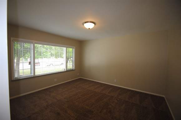 Building Photo - 7618 Genesta Ave