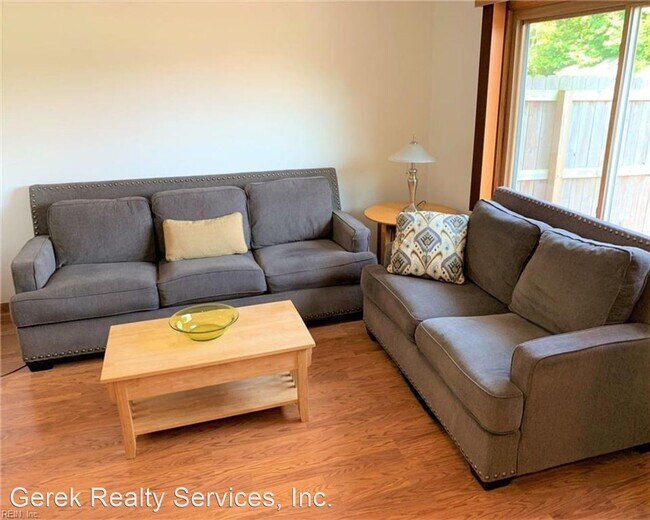 Building Photo - 3 br, 2.5 bath House - 4302 Arundel Ln