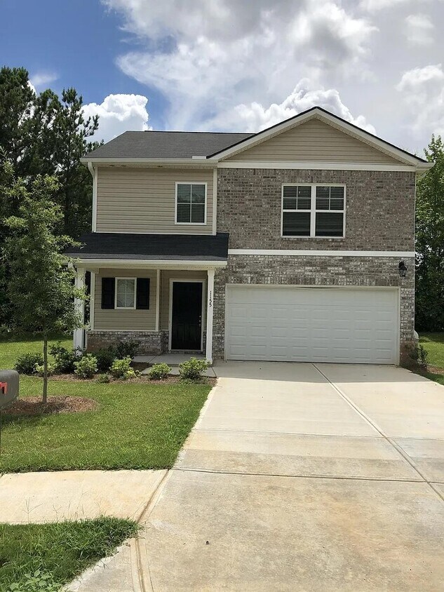 Foto principal - 1155 Oak Hollow Ln