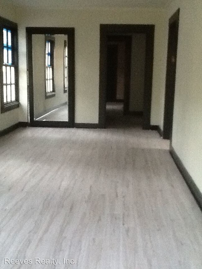 Foto del edificio - 2 br, 2 bath House - 1901 Hunter Ave