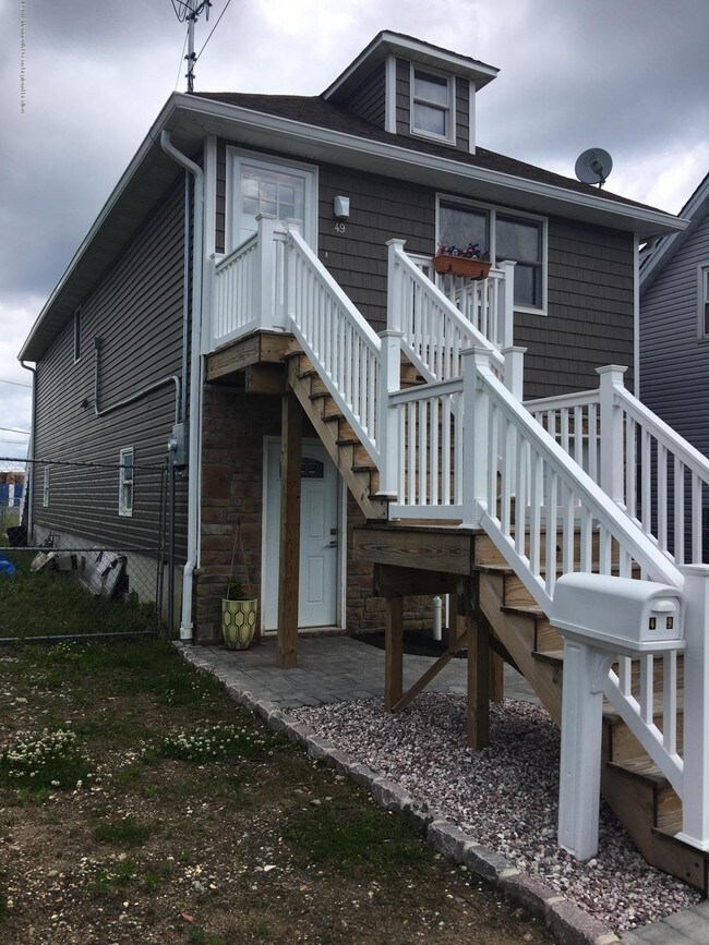 Building Photo - 49 Seabreeze Way