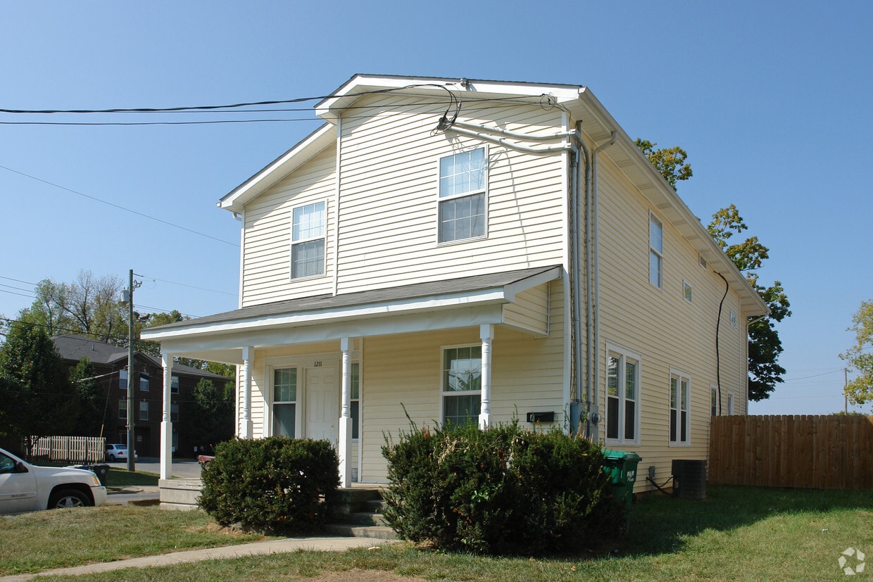 Primary Photo - 1211 Crescent Ave