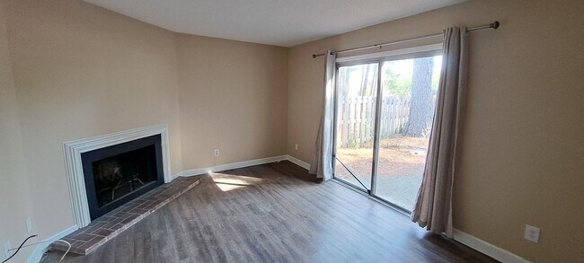 Foto del edificio - 1017 Stevens Creek Rd