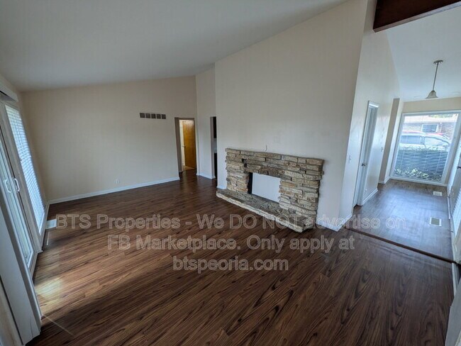 Foto del edificio - 5513 N University St