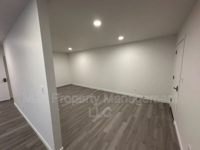 Building Photo - 500 East Fort Union Blvd
