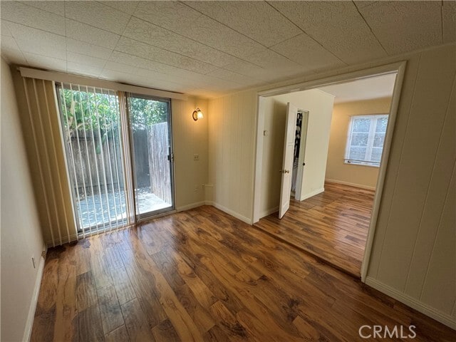 Building Photo - 571 Blumont St