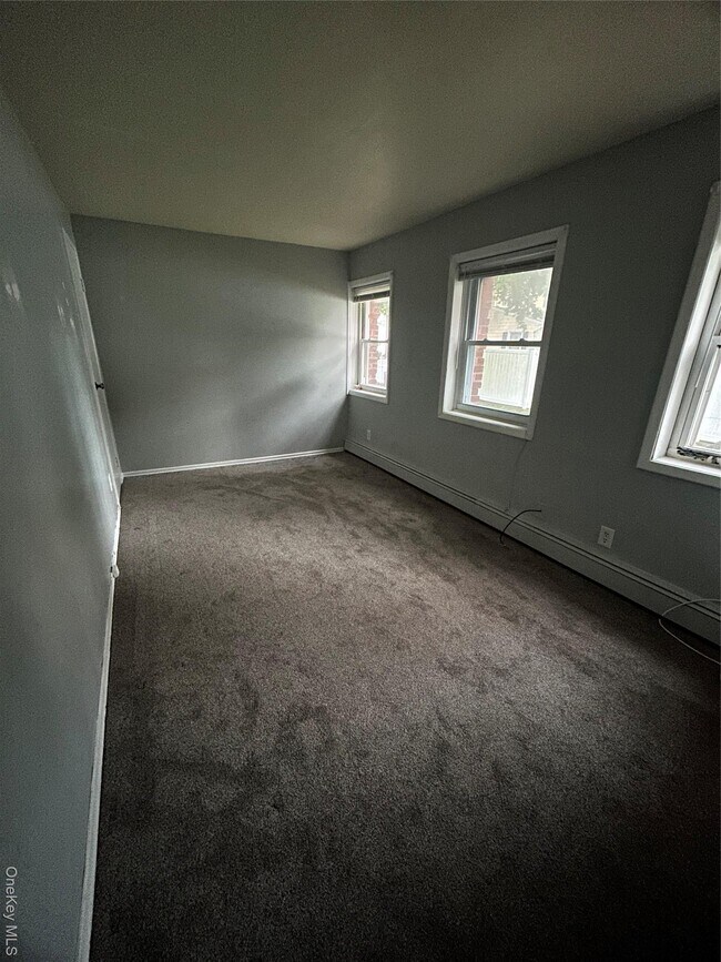 Foto del edificio - 534 Milligan Ln