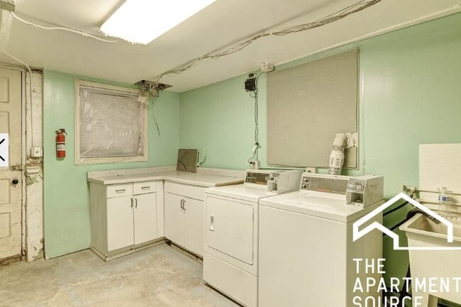 Photo - 2523 N California Ave Apartment