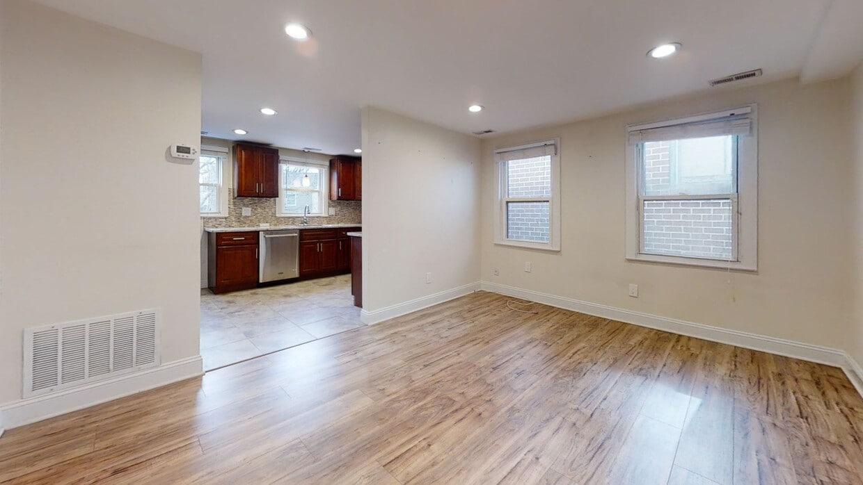 Welcome home to this stunning 1Bd/1Bth condo nestled in the heart of beautiful historic Old Town! - Welcome home to this stunning 1Bd/1Bth condo nestled in the heart of beautiful historic Old Town!