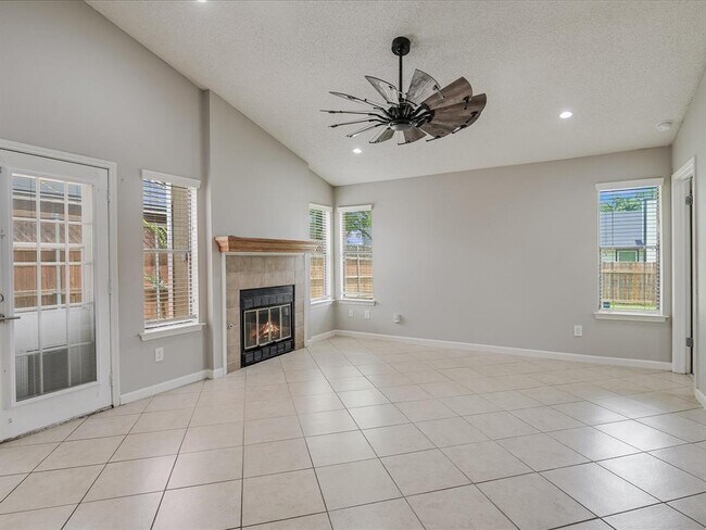 Building Photo - 4602 Manzanillo Dr