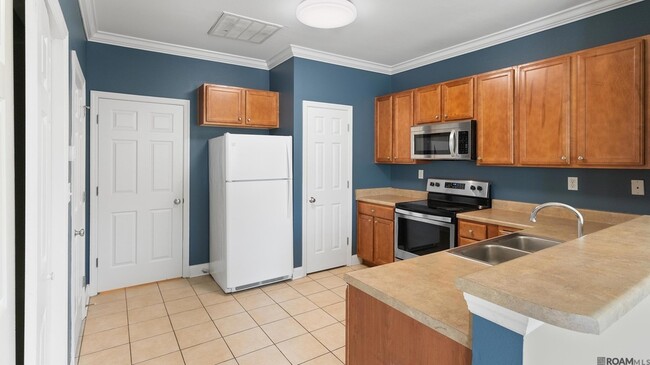 Foto del edificio - 4441 Burbank Dr